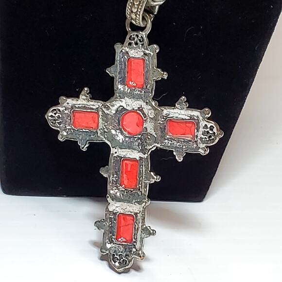 Red Silver Tone Chunky Cross Rose Charms Double Chain Necklace 22" Unsigned - Picture 5 of 9